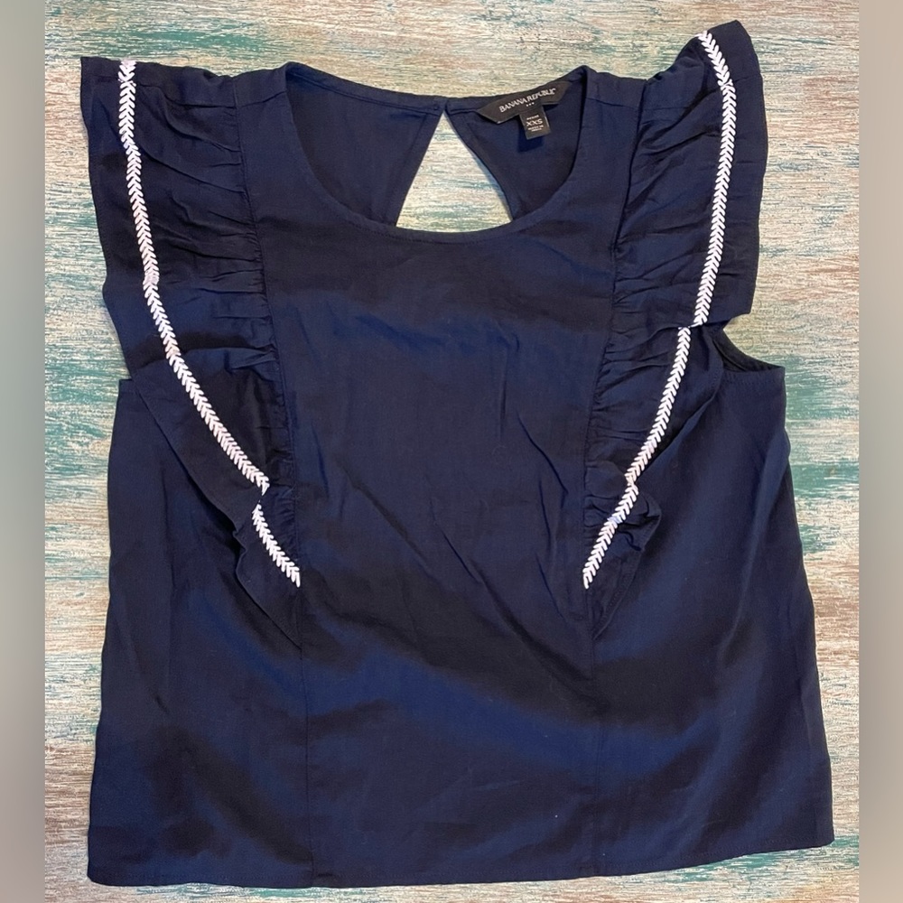 NWOT Banana Republic Linen Top